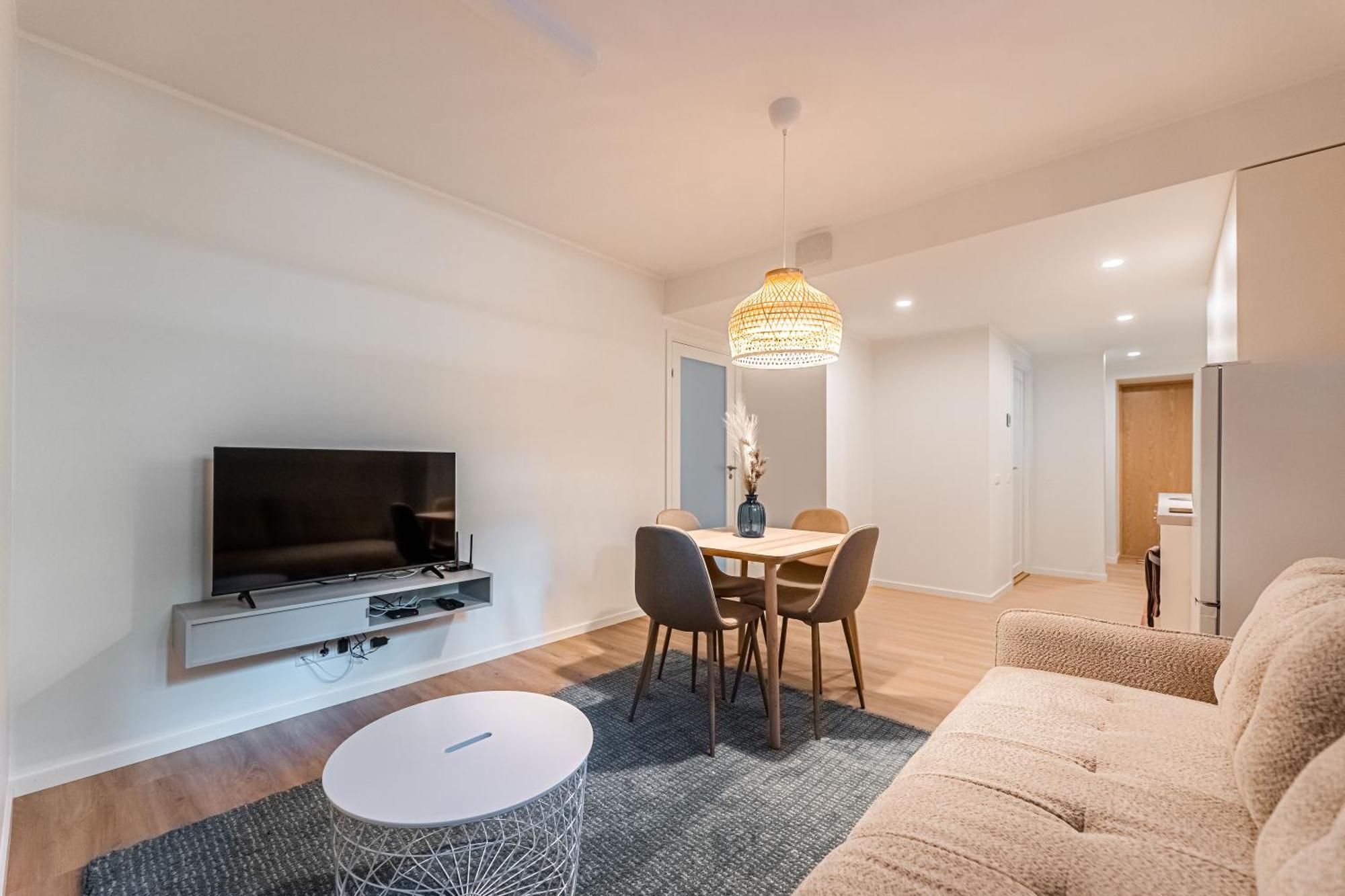קורסארה Komandandi Apartments מראה חיצוני תמונה